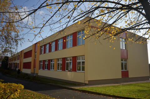 Regenerace základní školy 28. října č.p. 2733 v České Lípě - zateplení budov