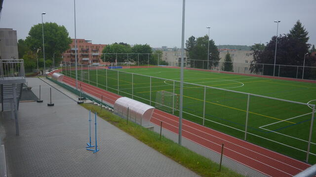 Základní škola Dědina - rekonstrukce sportovního areálu